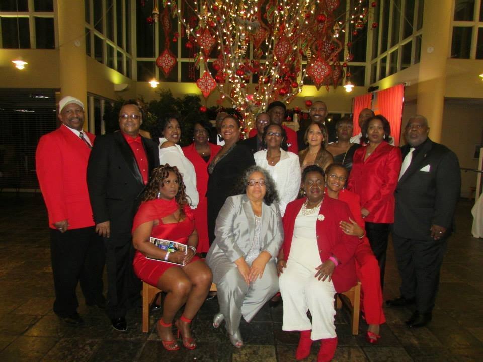 Alumni group at holiday celebration