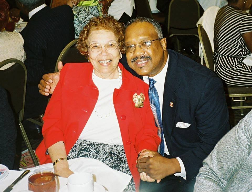 Alumni couple at formal event